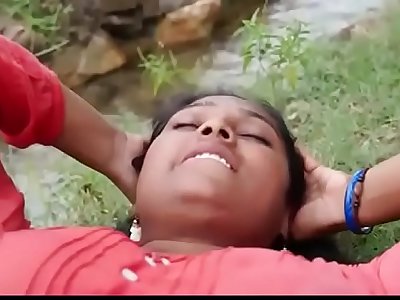 Indian refection Hot village Aunty romance in outdoor hot sex video part-2